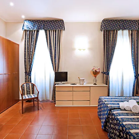 Otel Augustea Roma