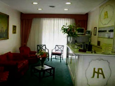 Augustea Otel Roma